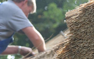 professional Stratford St Andrew thatchers